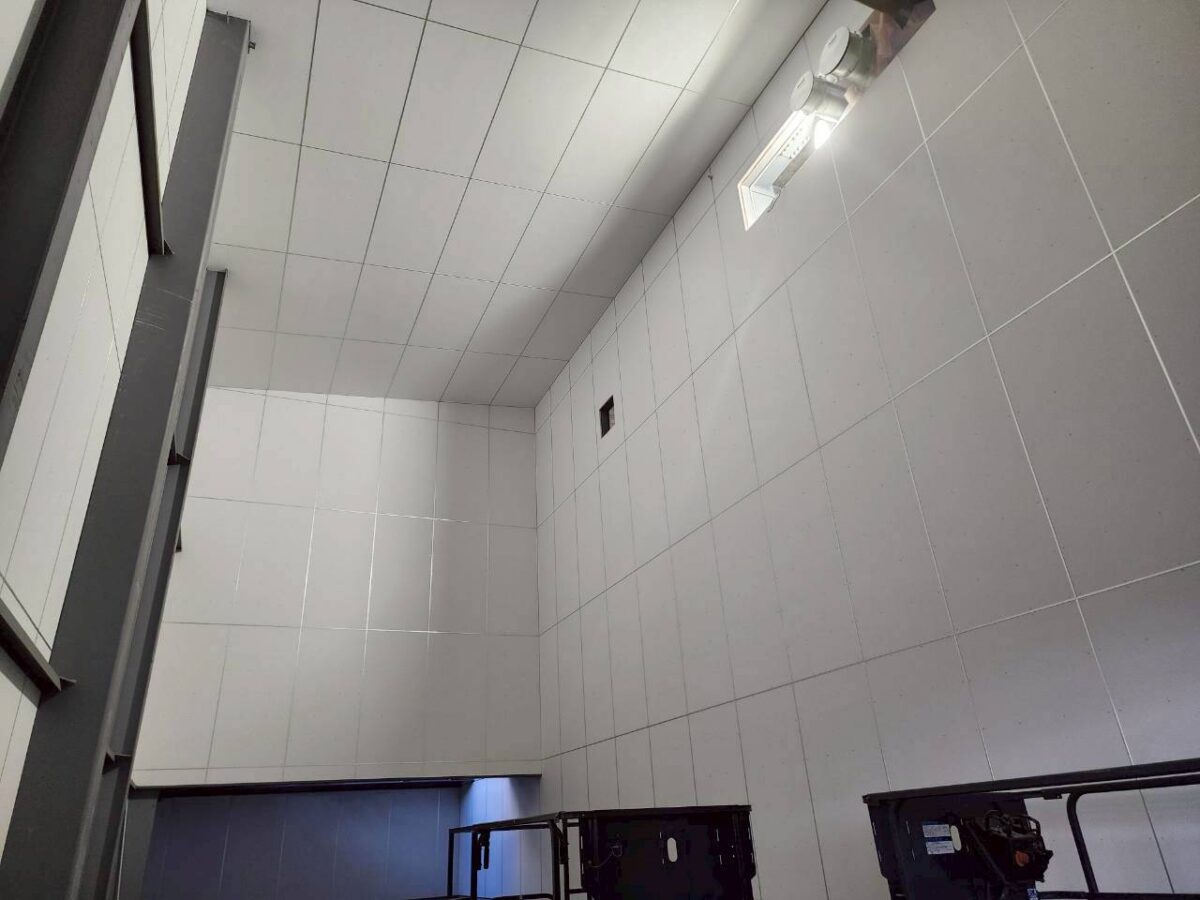 群馬県前橋市 商業施設様 新築工事 ケイカル板貼り